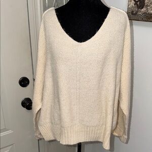 Main Strip Medium Cream Knit V-Neck Sweater | Relaxed Slouchy Cozy Pullover